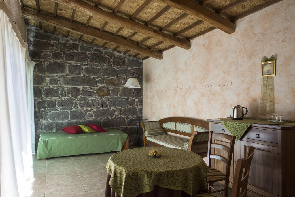 Country Hotel Mandra Edera Abbasanta Oda fotoğraf