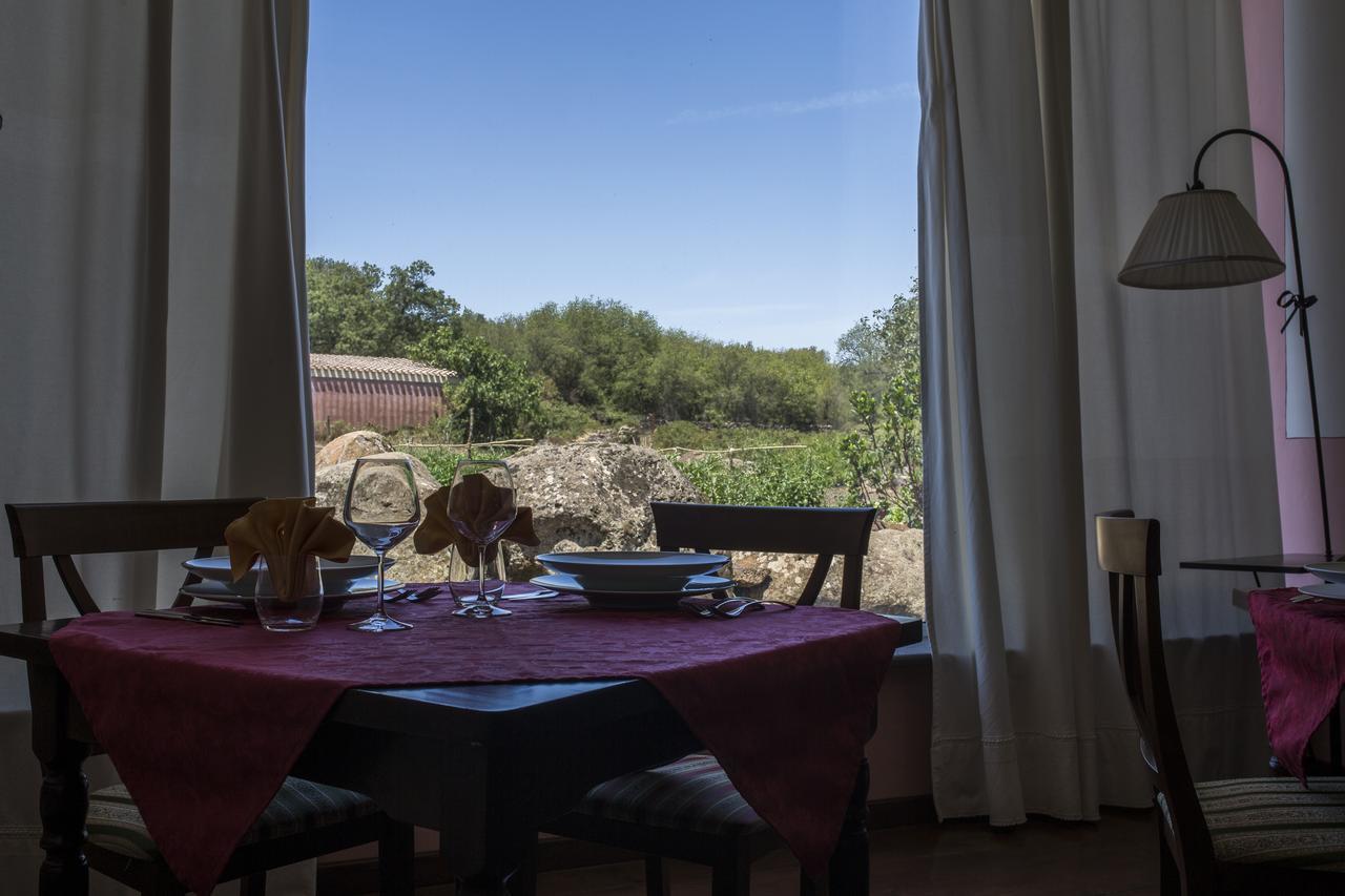 Country Hotel Mandra Edera Abbasanta Dış mekan fotoğraf
