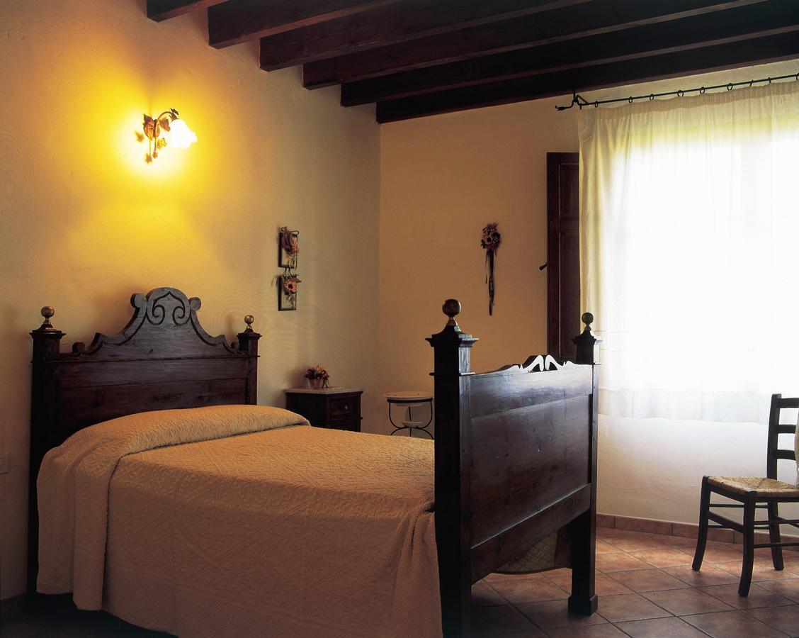 Country Hotel Mandra Edera Abbasanta Dış mekan fotoğraf